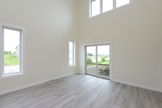 Foto del edificio - 167 Pine Ave