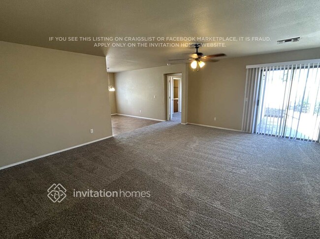 Building Photo - 16535 N 114th Dr