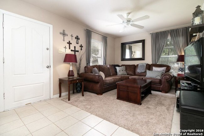 Building Photo - 3026 GREENACRES