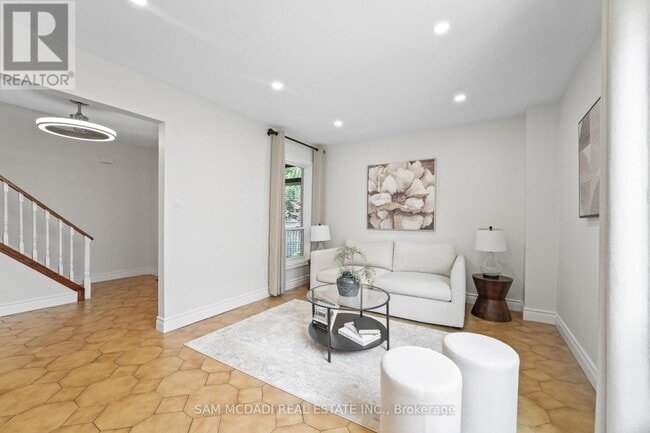 Building Photo - 6486 Edenwood Dr