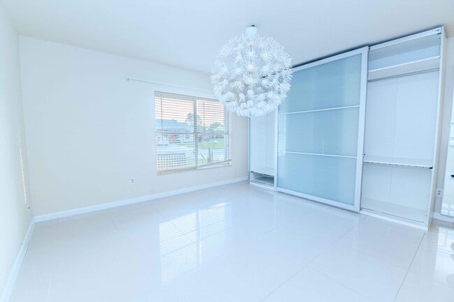 Foto del edificio - 8111 Cedar Hollow Ln