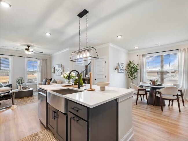Foto del edificio - 218 Grand Highlands Ct