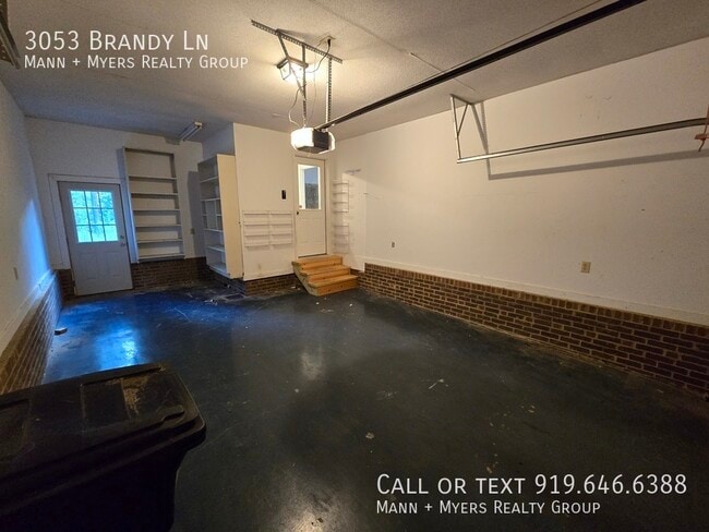 Building Photo - 3053 Brandy Ln