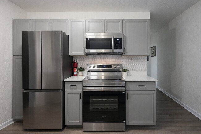 Foto del edificio - 527 NW 35th Ter