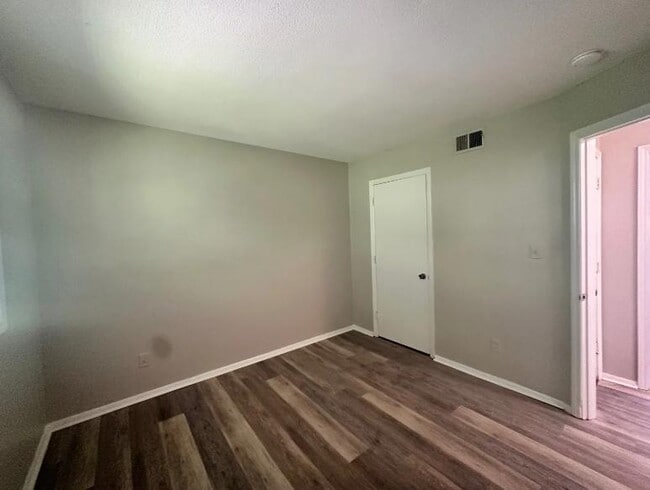 Foto del edificio - 1450 Nottingham Rd