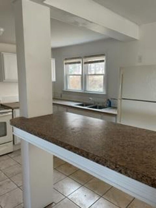 Foto del edificio - New Listing!