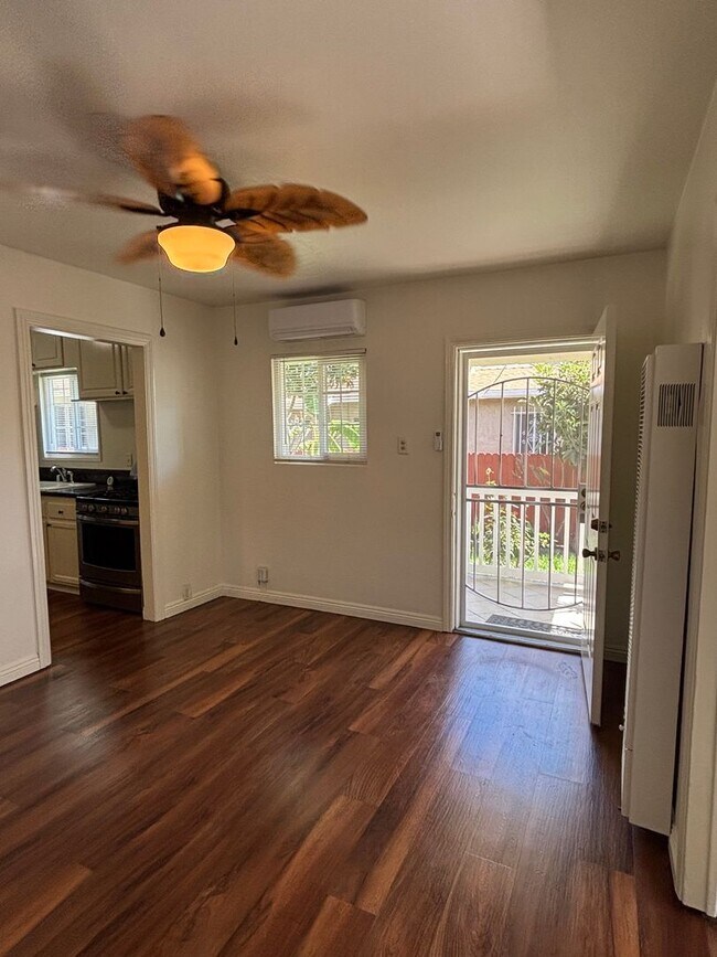 Building Photo - Bright & Spacious 2-Bedroom Home with Private Patio in San Pedro