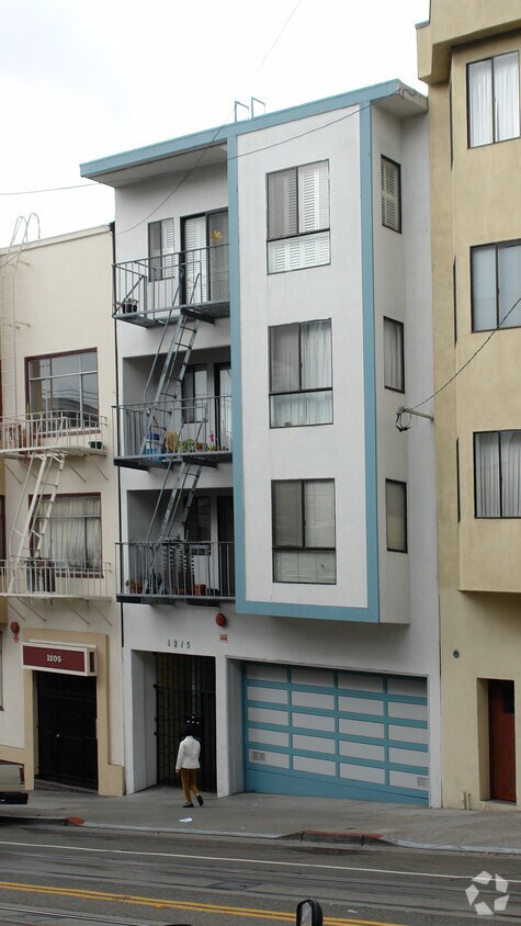 Building Photo - 1215 Hyde St
