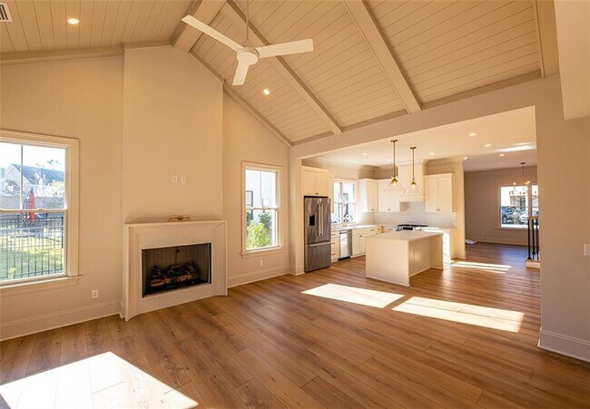 Foto del edificio - 133 Fifty oaks Ln