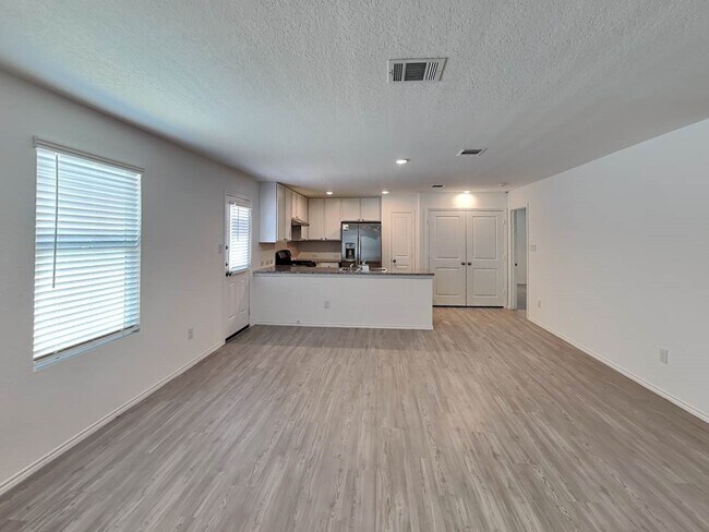 Foto del edificio - 5310 Devils Rdg