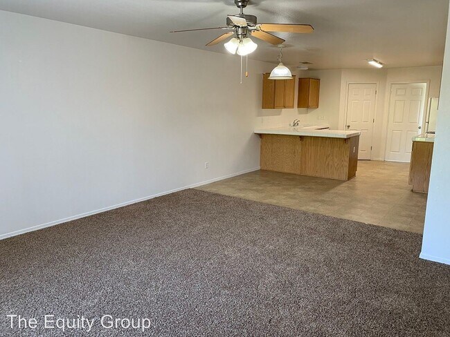 Foto del edificio - 4203-4349 W Walnut Ave