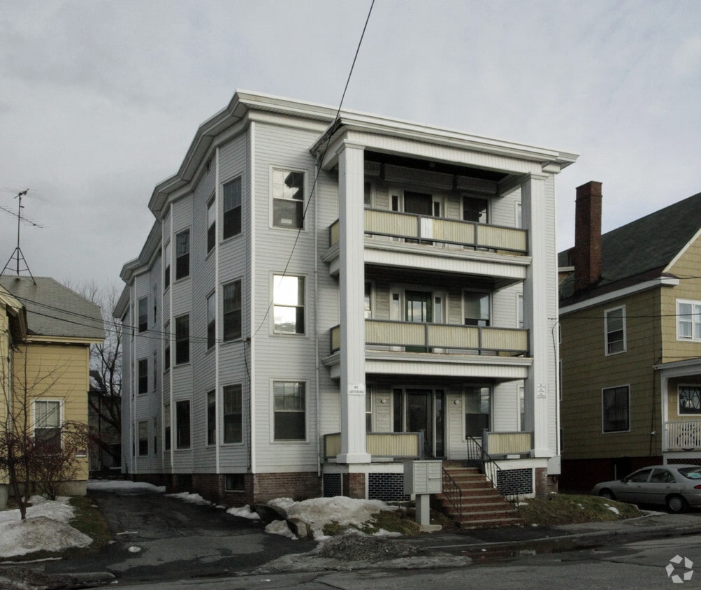 Building Photo - 88 Bartlett St