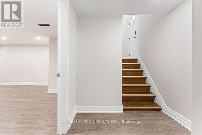 Photo du bâtiment - 162 Queen St