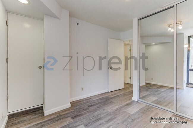 Foto del edificio - 900 Bush St