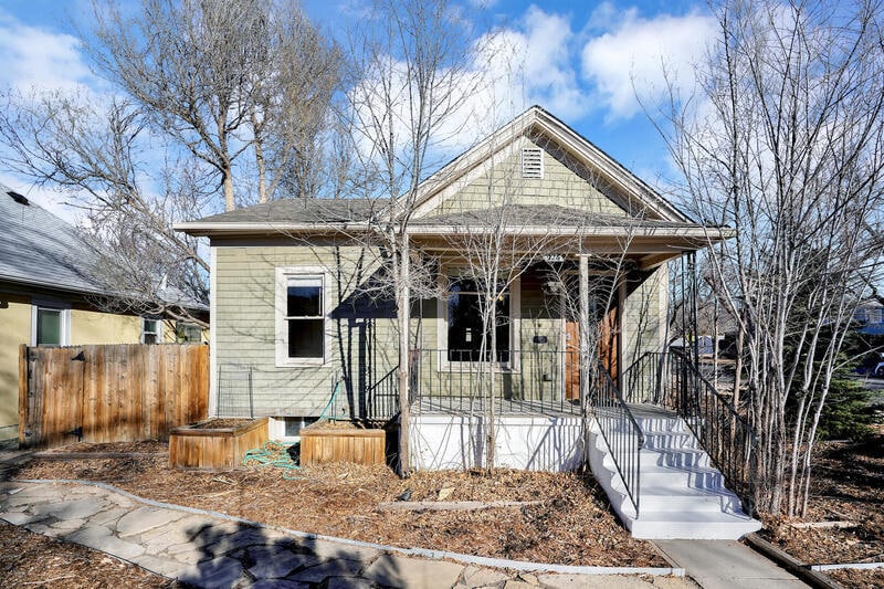 Primary Photo - 926 E San Miguel St