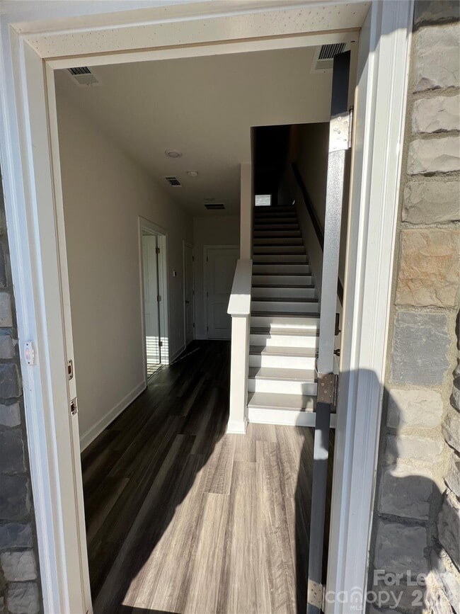 Building Photo - 2514 Arbor Loop Dr