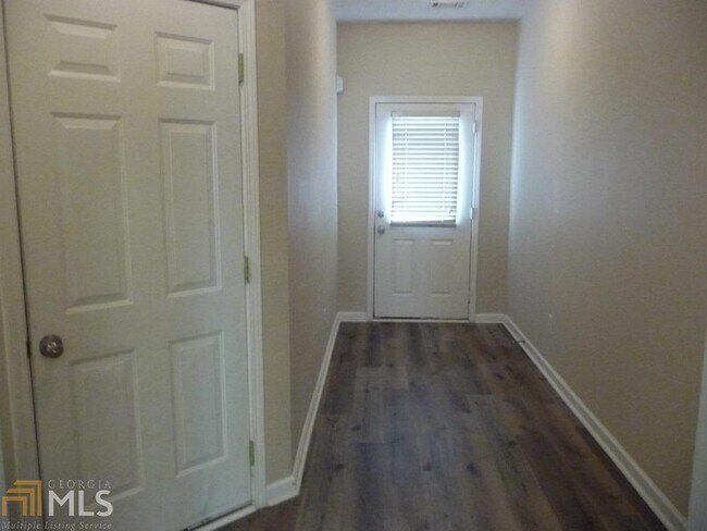 Foto del edificio - 52 Providence Oak Ct SE