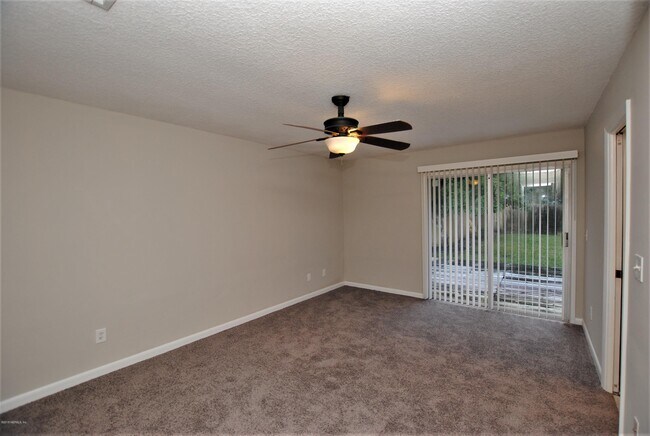 Building Photo - 1892 Sea Oats Dr