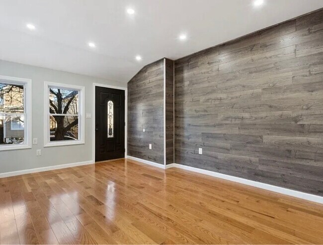 Foto del edificio - 140-22 173rd St