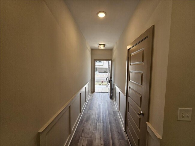 Foto del edificio - 4235 Fern River Trl