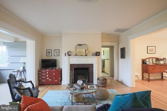 Foto del edificio - 4300 Roland Ave