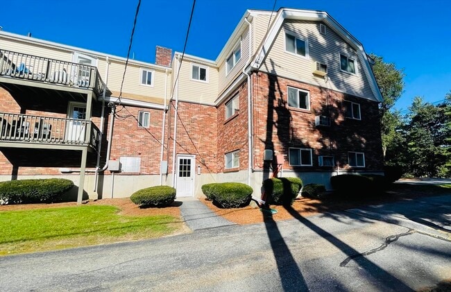 Foto del edificio - 11 Wampus Ave