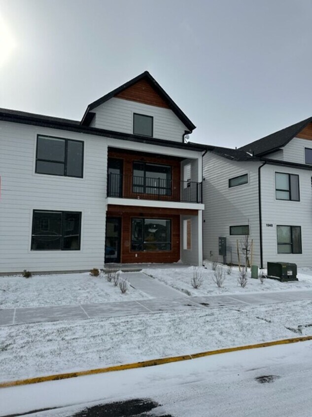 1942 Southbridge, Unit B Apartment for Rent in Bozeman, MT