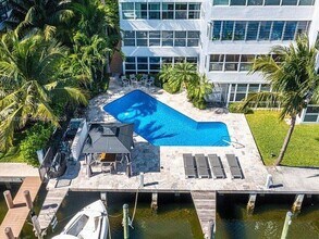 Building Photo - 40 Isle of Venice Dr