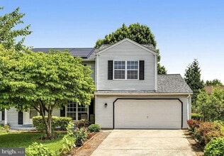 Building Photo - 1611 Blacksmith Ln