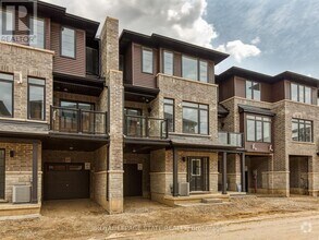 Building Photo - 461-461 Blackburn Dr