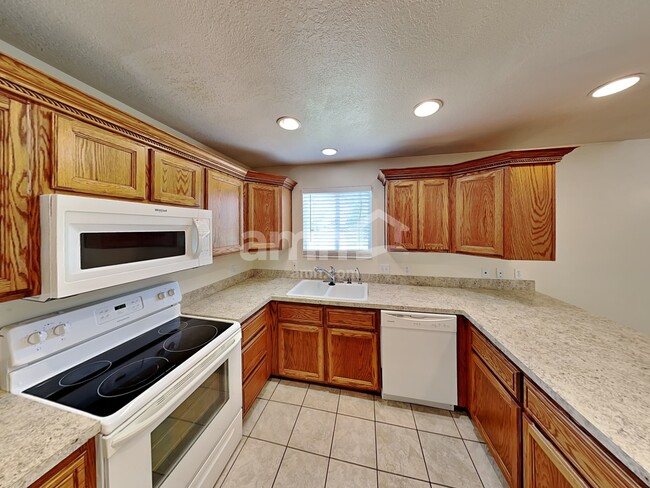 Building Photo - 2920 N 3500 W