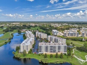 Building Photo - 1200 Country Club Dr