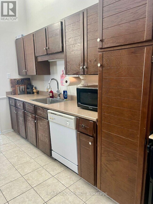 Photo du bâtiment - 72 Tumbleweed Crescent