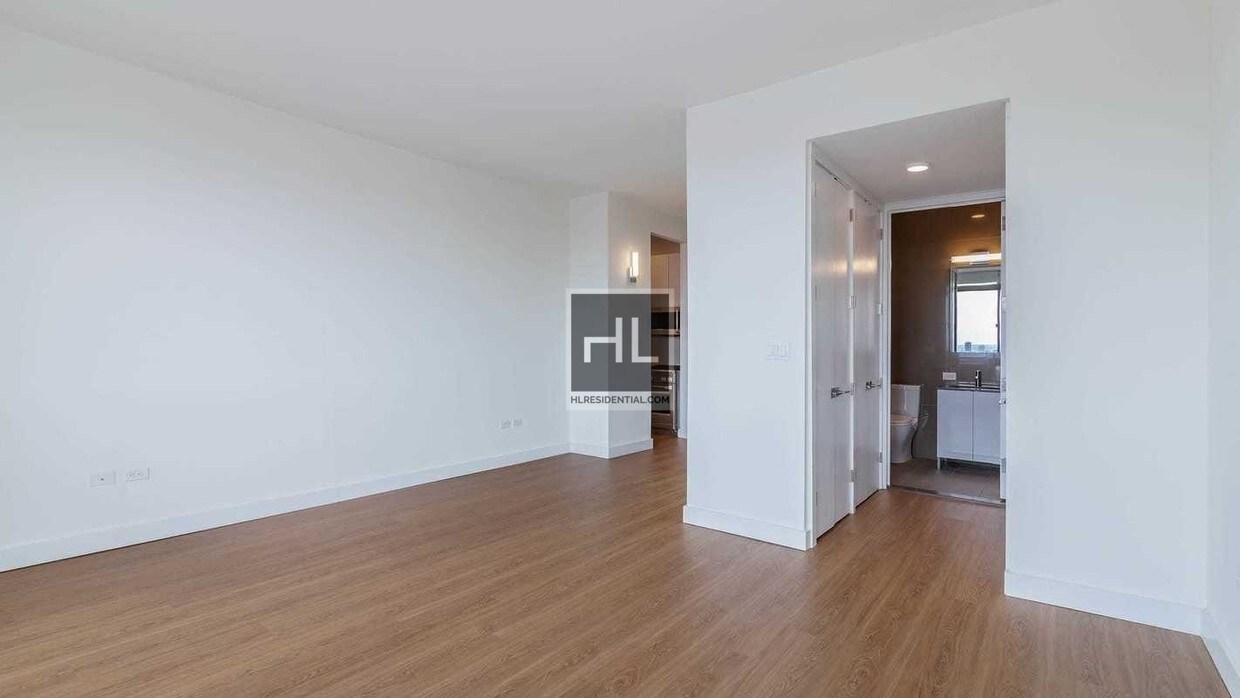 Primary Photo - Furnished Luxury Studio Apartment in Chelsea