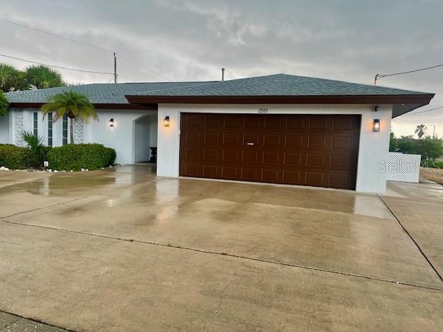 Building Photo - 2101 Gulf Blvd