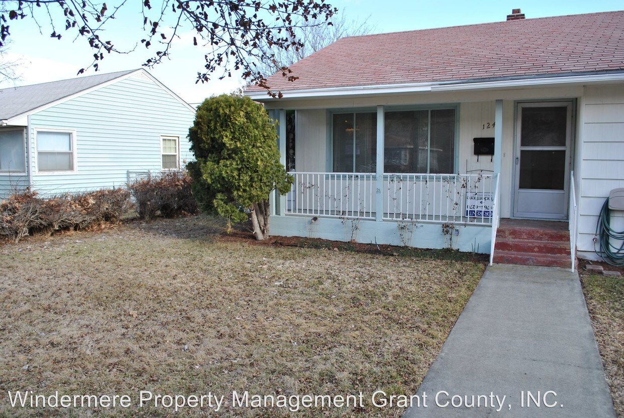 1244 D St SW, Ephrata, WA 98823 House Rental in Ephrata, WA