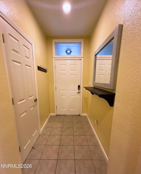Building Photo - 1351 Shadow Ln