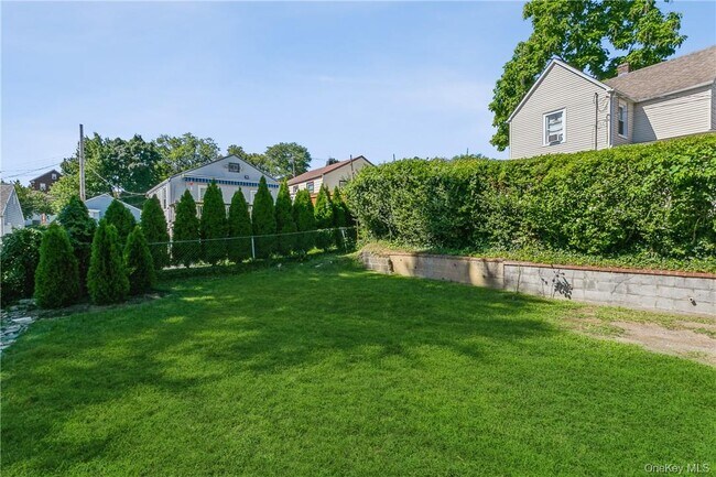 Foto del edificio - 156 Bellevue Pl