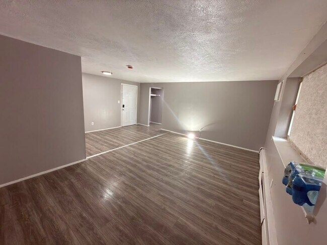 Foto del edificio - 13540 Superior Rd