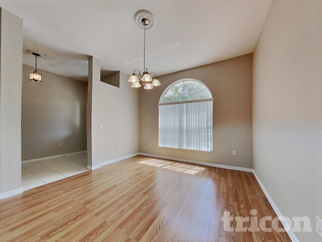 Foto del edificio - 1193 Sanger Ave