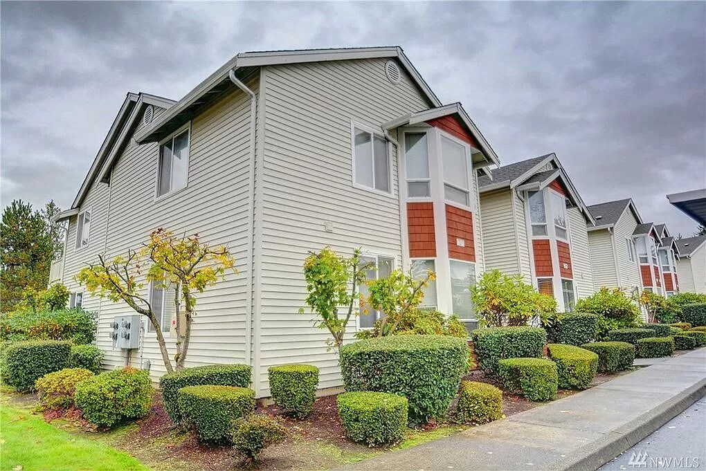 Foto principal - 800 96th Ave NE