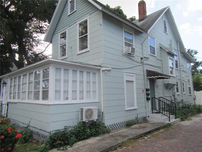 Foto del edificio - 524 3rd St N