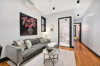 Building Photo - 7 St Pauls Ave