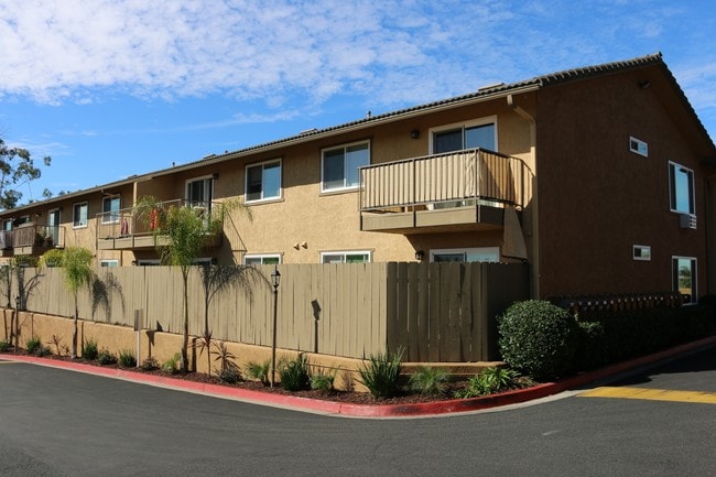 Building Photo - Newport Gardens Apartments, Vista
