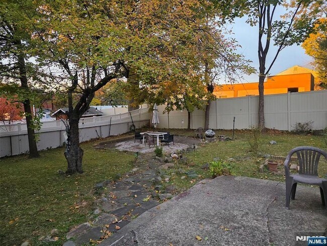 Foto del edificio - 27 West End Ave