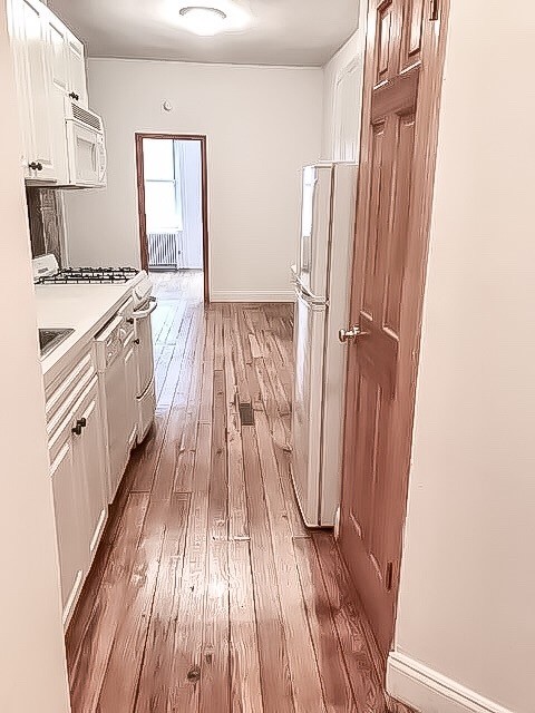 Primary Photo - 100 W 3rd St