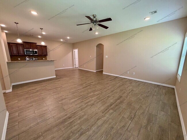 Foto del edificio - 9724 Haven Blvd