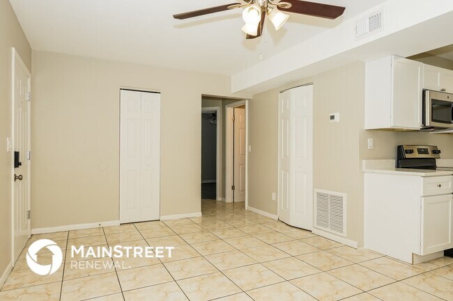 Foto del edificio - 2225 W Dana Dr