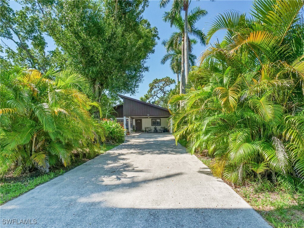 Foto principal - 1536 Alhambra Dr