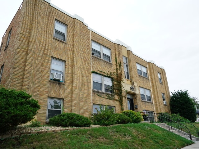 Building Photo - Ford Parkway (1807-1817)